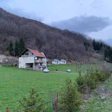 Oazaa Retreat Βίλα Gusinje Εξωτερικό φωτογραφία